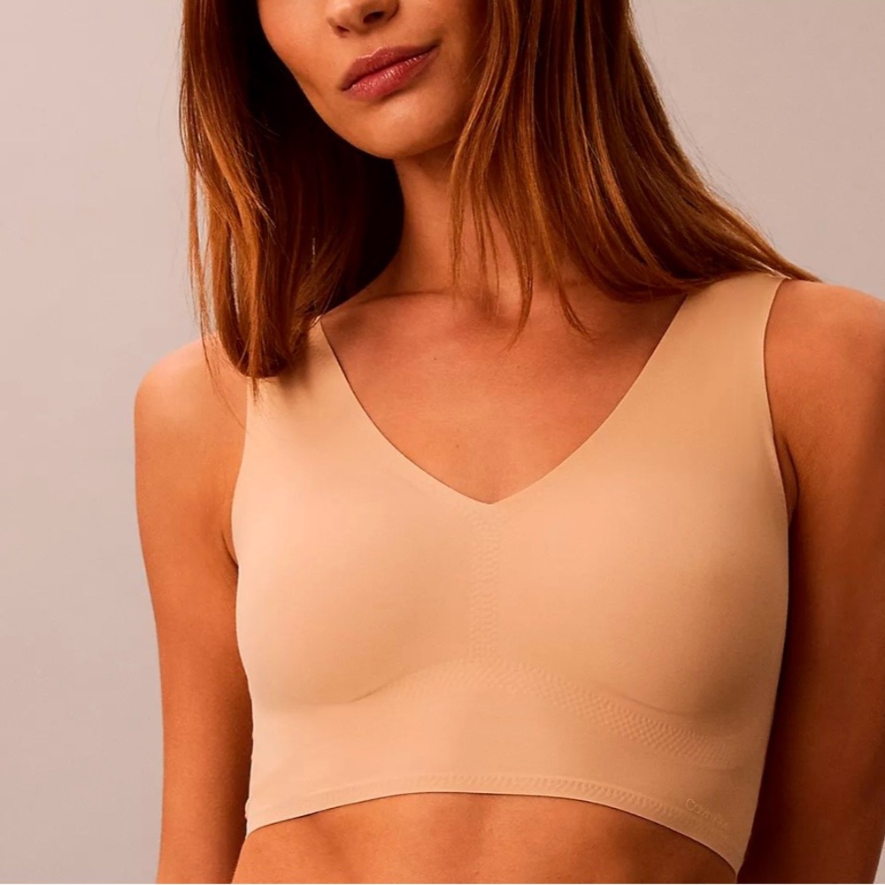 Calvin Klein Invisibles Lightly Lined V-Neck Bralette